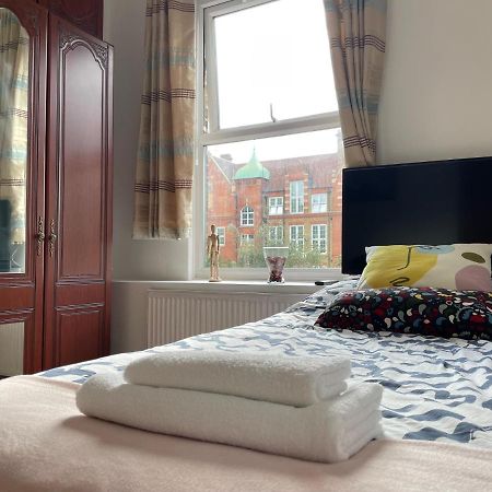 Spacious Family Flat Londres Exterior foto