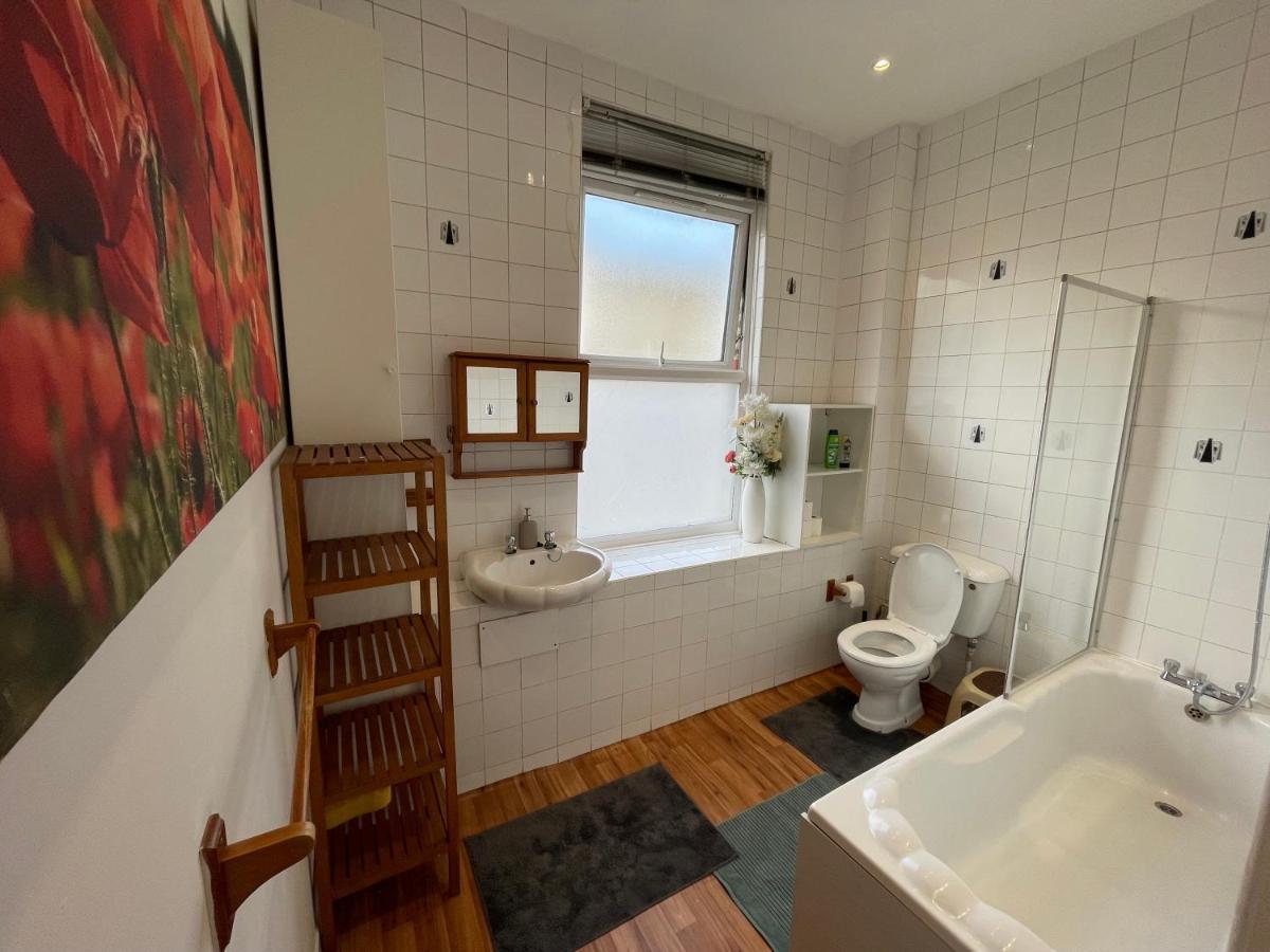 Spacious Family Flat Londres Exterior foto