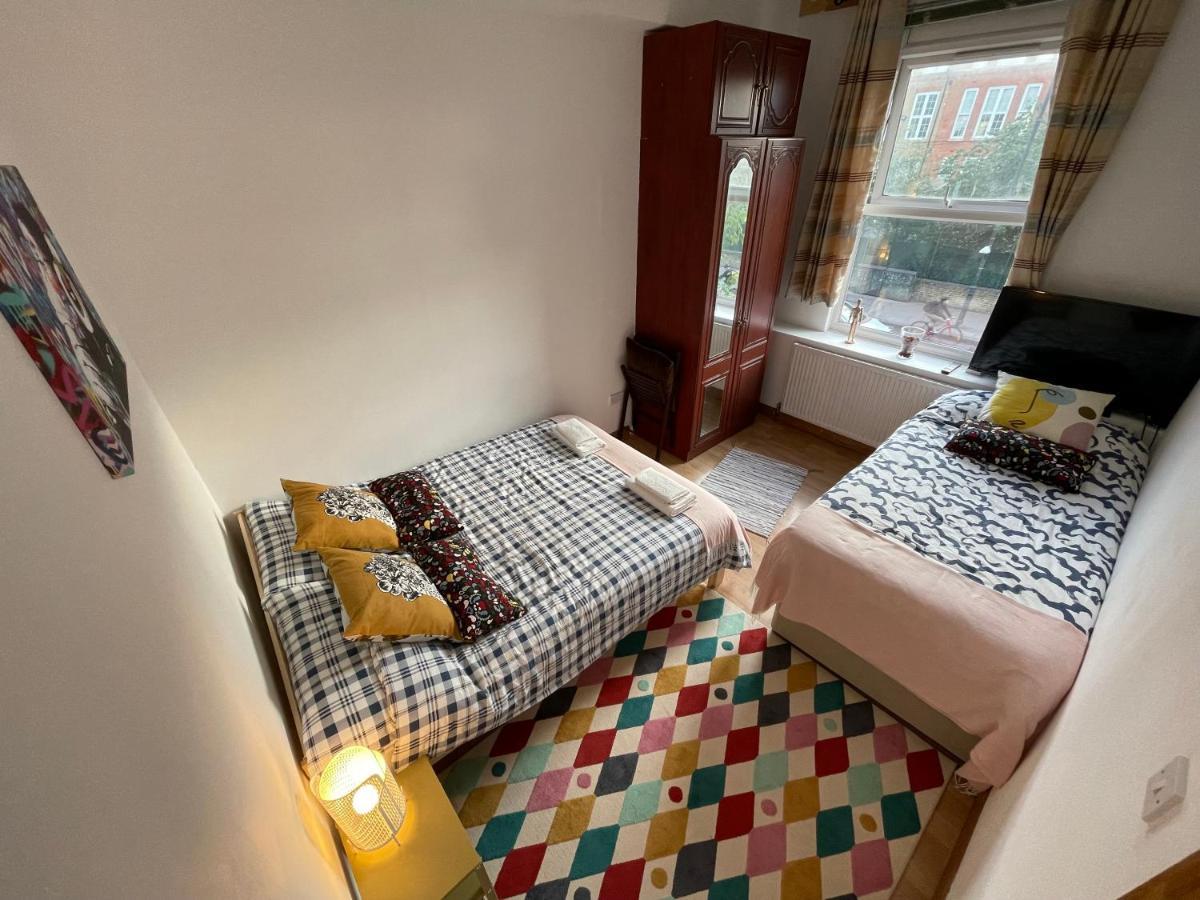 Spacious Family Flat Londres Exterior foto
